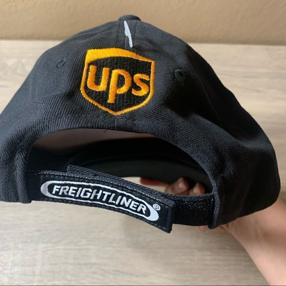 Custom UPS embroidered hat - Picture 3 of 5